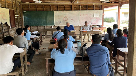 先生への環境教育の様子