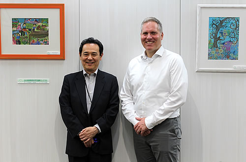 エッセン市経済振興公社代表取締役　ボシェム・アンドレ氏（写真右）、当機構　理事　浅田 純男（写真左）